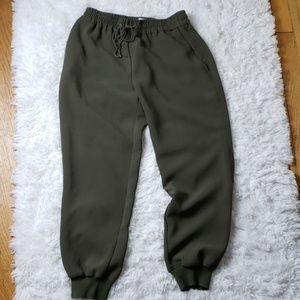 Aritzia Wilfred Buffon Crepe Jogger Pant Sz S
